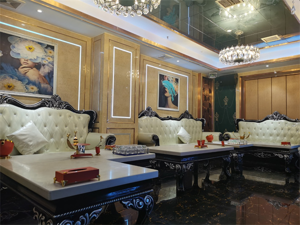 重庆鑫银汇KTV包厢预定 渝北区松石北路